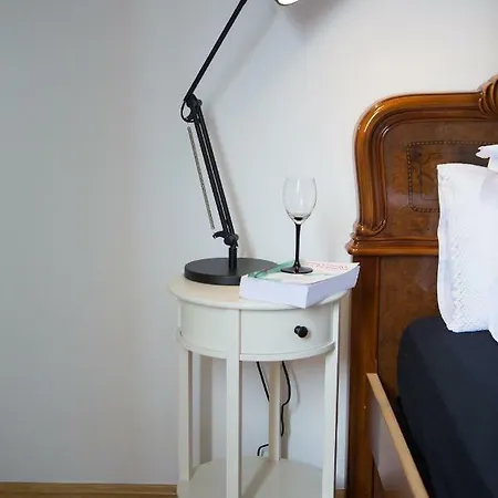 Ilary Apartment *